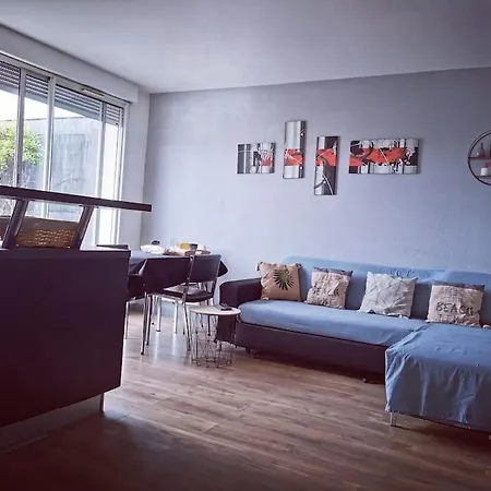 Superbe 3 Pieces Apartment